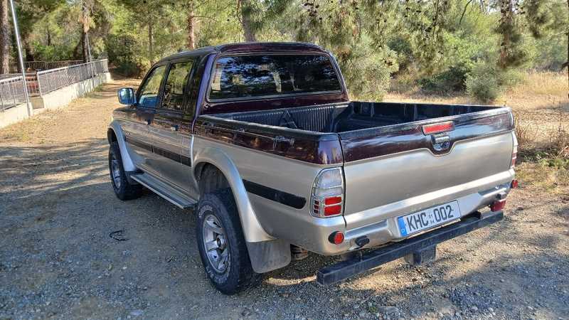 2004 Mitsubishi L200 2,4L 2004 Cyprus