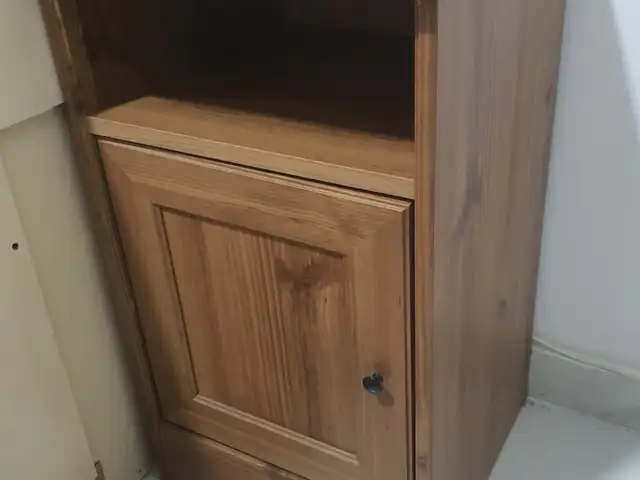 Solid wood side table, Επαρχία Λεμεσού — Άγιος Ιωάννης Λεμεσού
