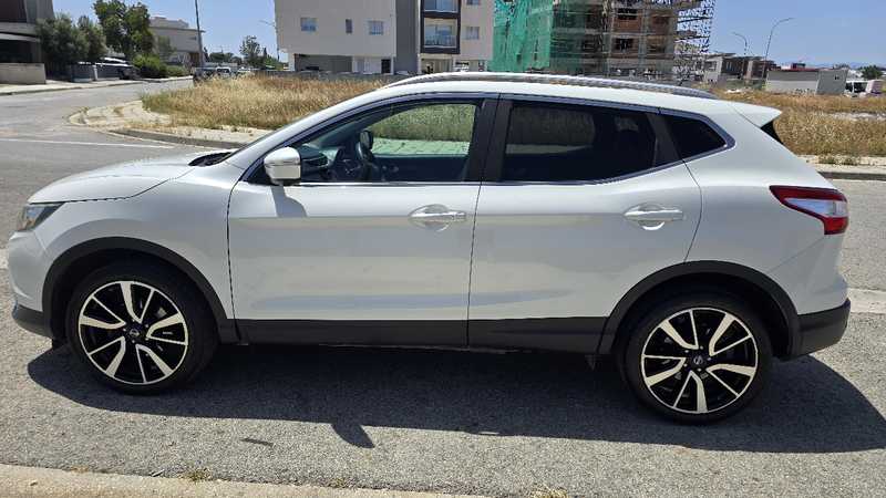 2014 Nissan Qashqai 1,6L 2014 Cyprus
