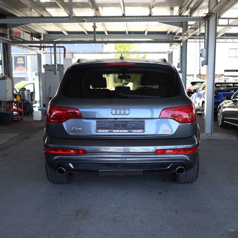 2013 Audi Q7 3,0L 2013 Cyprus
