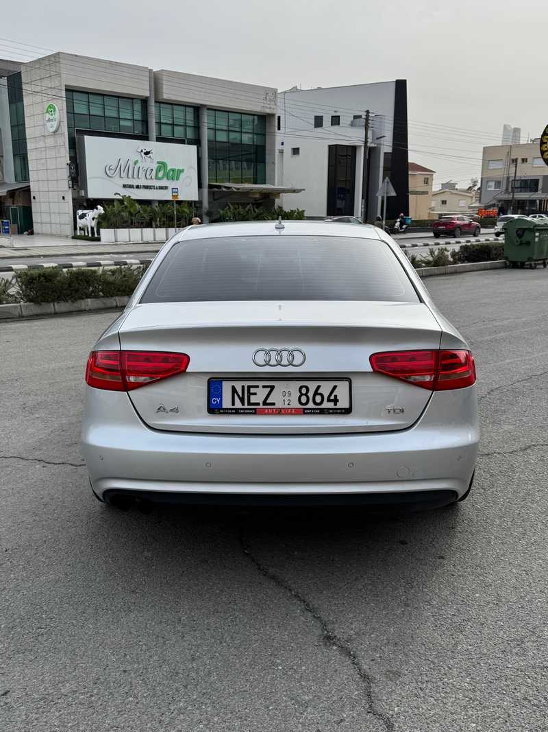 2012 Audi A4 2,0L 2012 Cyprus