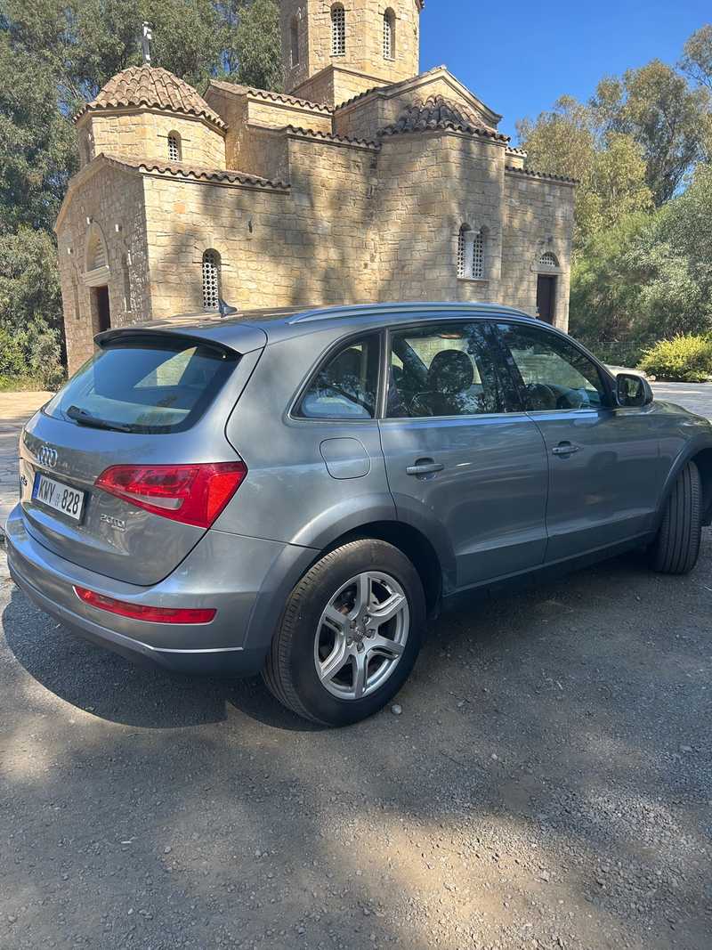 2009 Audi Q5 2,0L 2009 Cyprus