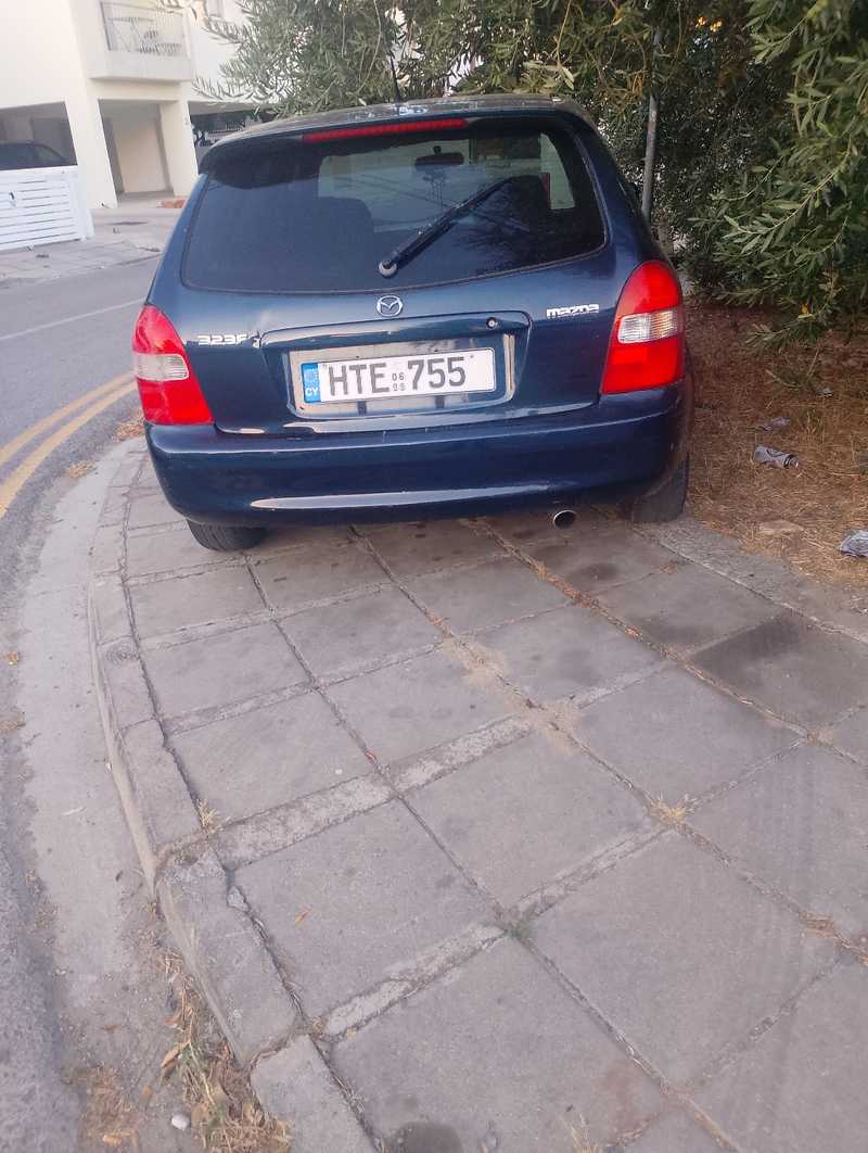Mazda 323 1,5L 1999