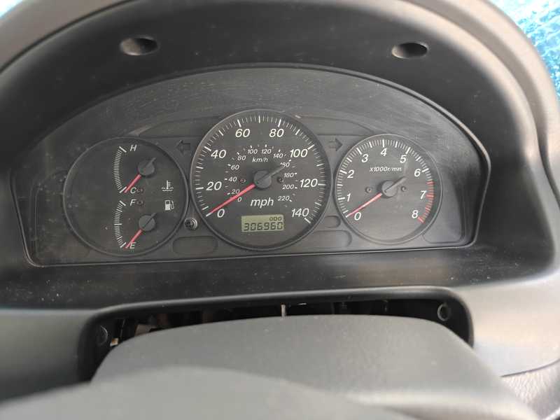 2003 Mazda 323 1,5L 2003 Cyprus