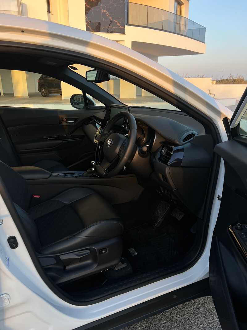 2022 Toyota C-HR 1,8L 2022 Cyprus