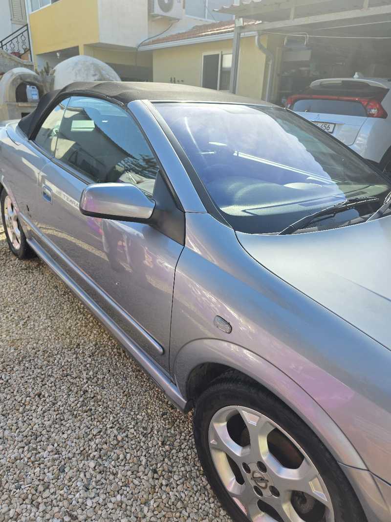 2004 Opel, Vauxhall Astra 1,6L 2004 Cyprus