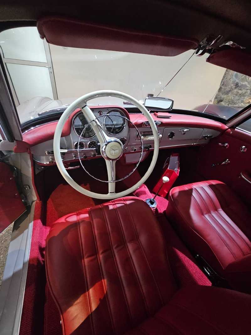1963 Mercedes-Benz SL-Class 1,9L 1963 Cyprus