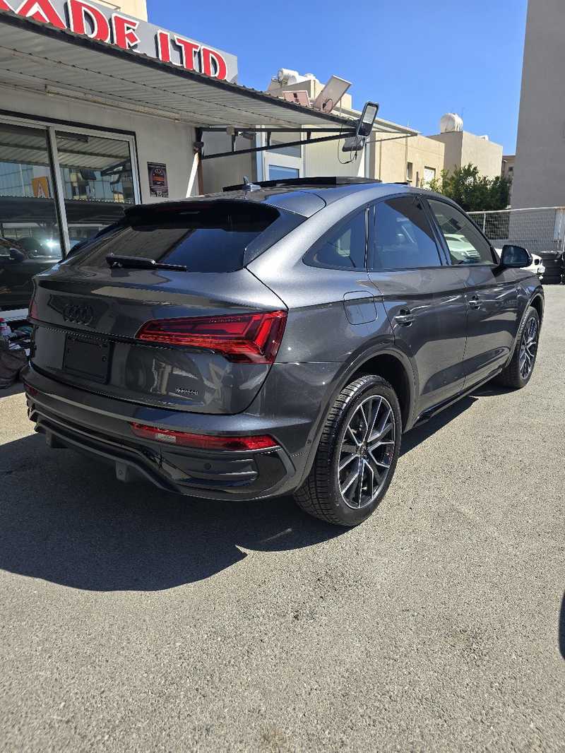 2022 Audi Q5 2,0L 2022 Cyprus