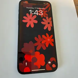 12 iphone 128 gb, Limassol — Limassol Marina