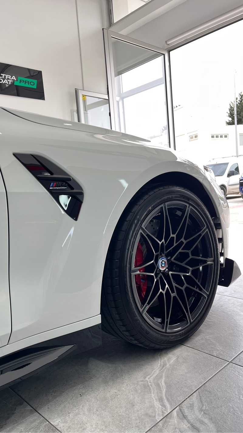 2022 BMW M4 3,0L 2022 Cyprus