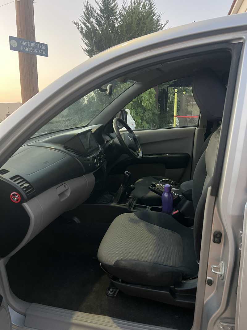 2011 Mitsubishi L200 2,5L 2011 Cyprus