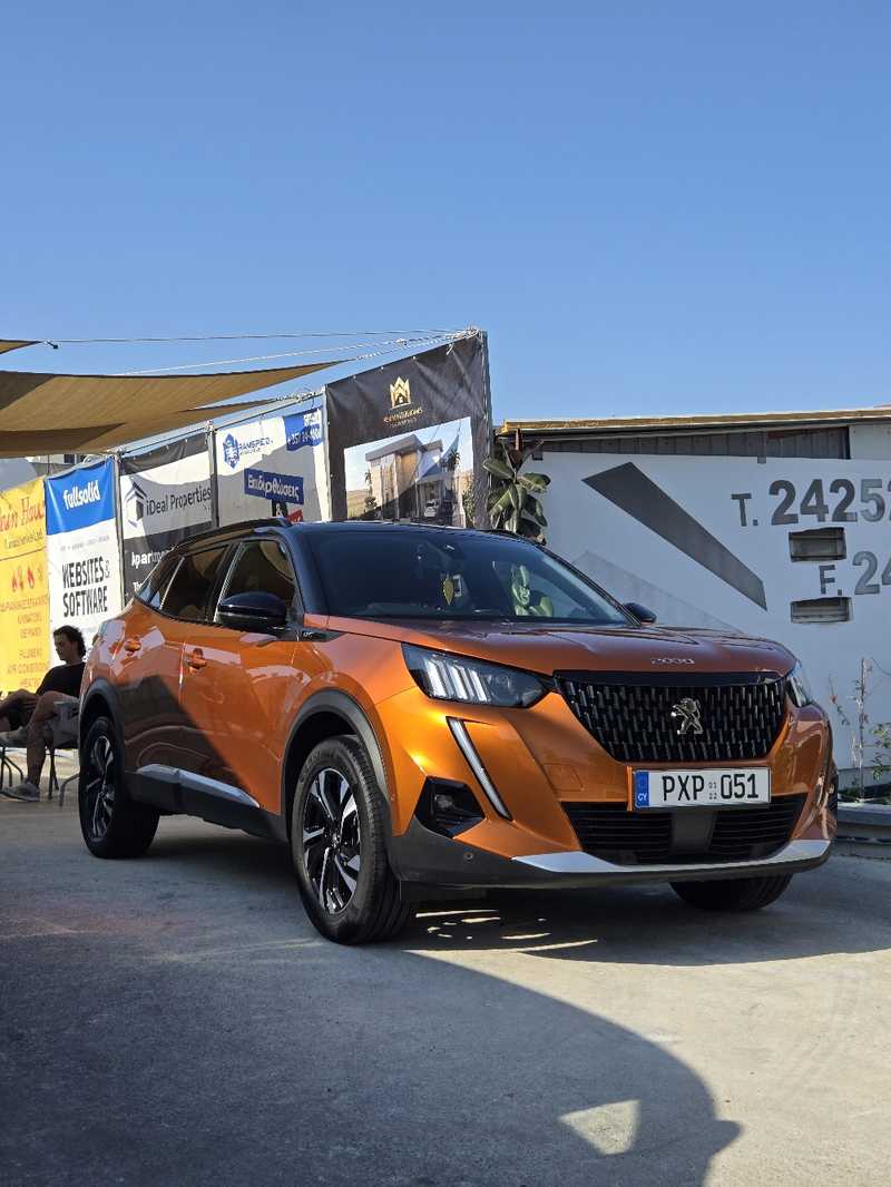Peugeot 2008 1,2L 2022