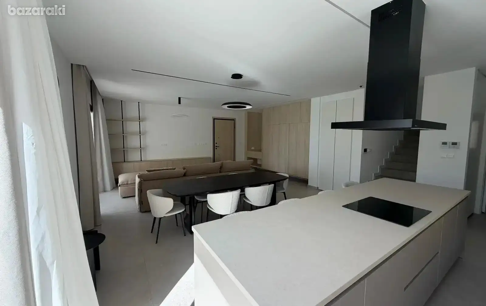 Villa, 5 bedrooms — 8