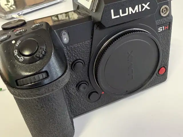 Lumix dc-s1h full-frame mirrorless, Limassol — Agios Athanasios