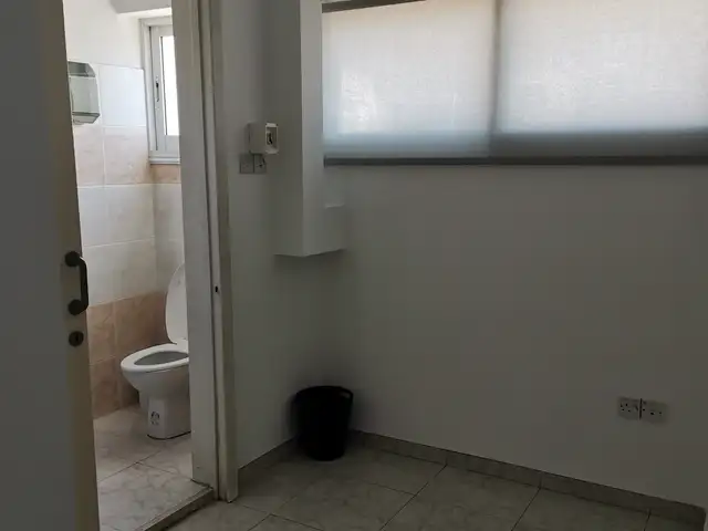 Commercial space for rent in omonoia area, limassol, Επαρχία Λεμεσού — Λεμεσός - Ομόνοια - 3