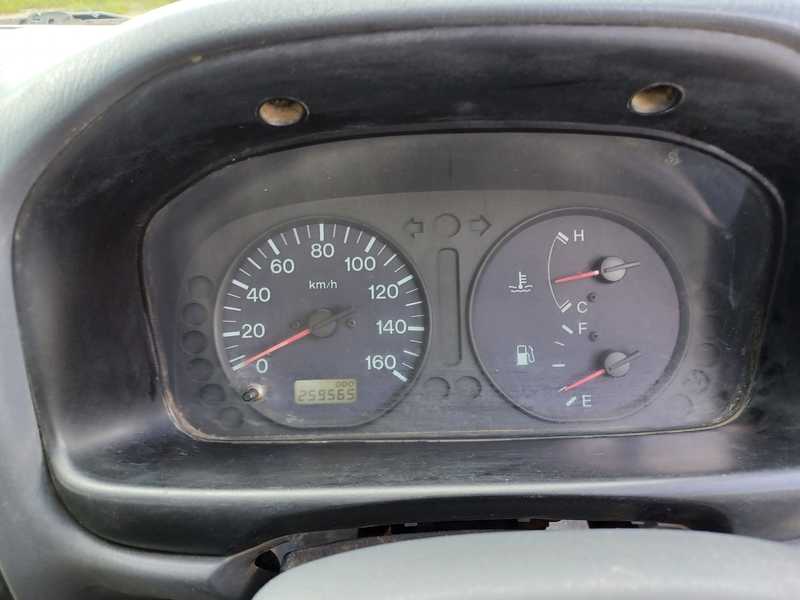 2004 Mazda Bongo 1,8L 2004 Cyprus
