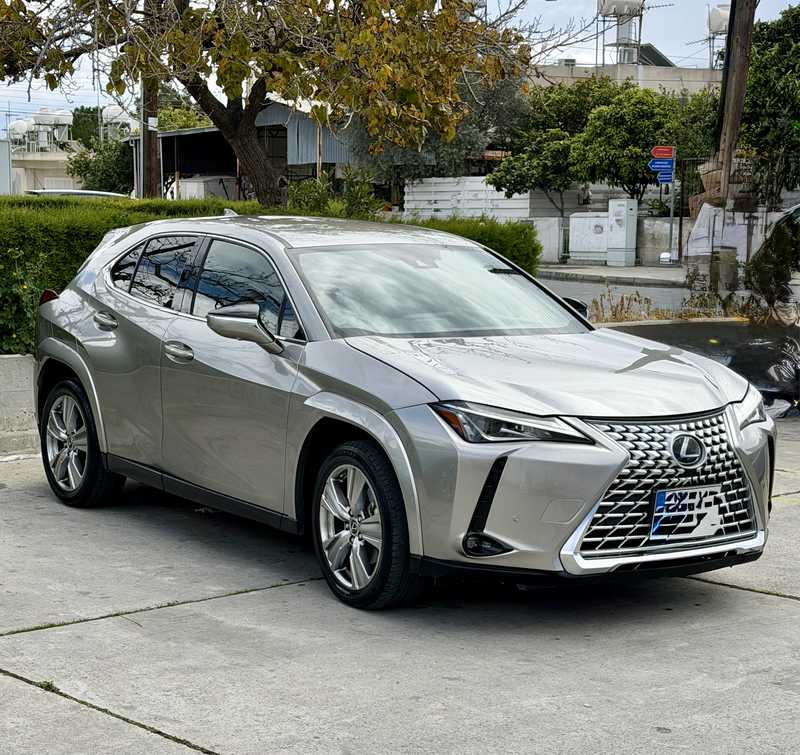 Lexus UX 2,0L 2023
