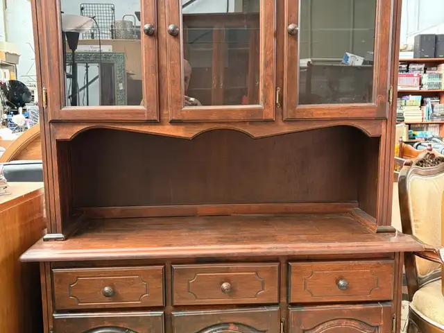 Vintage wooden hutch and buffet cabinet, Nicosia — Strovolos - Acropolis