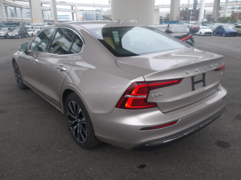 2023 Volvo S60 2,0L 2023 Cyprus