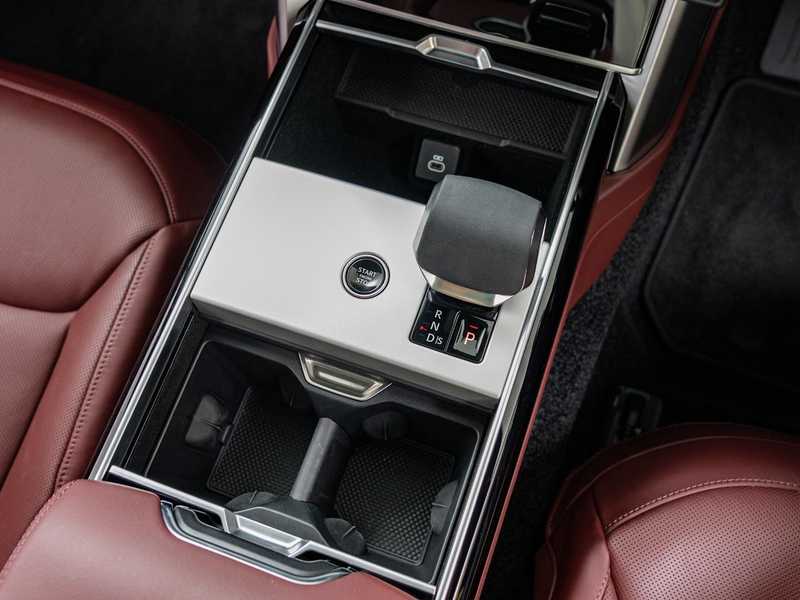 2025 Land Rover Range Rover 3,0L 2025 Cyprus