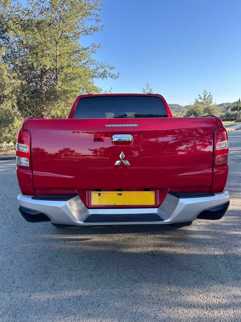 2017 Mitsubishi L200 2,4L 2017 Cyprus