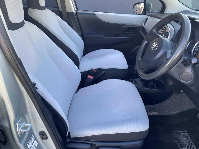 2013 Toyota Vitz 1,3L 2013 Cyprus
