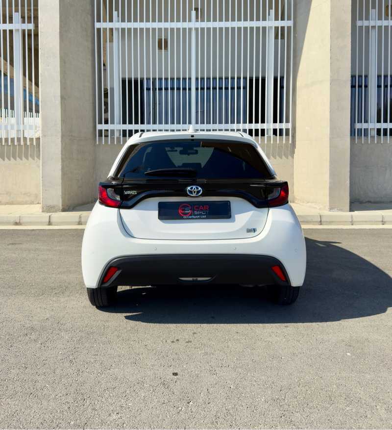 2022 Toyota Yaris 1,5L 2022 Cyprus