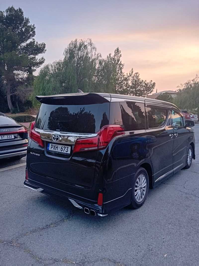 2023 Toyota Alphard 2,5L 2023 Cyprus