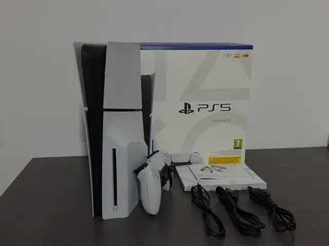 Ps5 slim disc | like new | 13.60-firmware | boxed | papers | controller, Επαρχία Λευκωσίας — Λευκωσία - Αγ Κωνστ και Ελένης