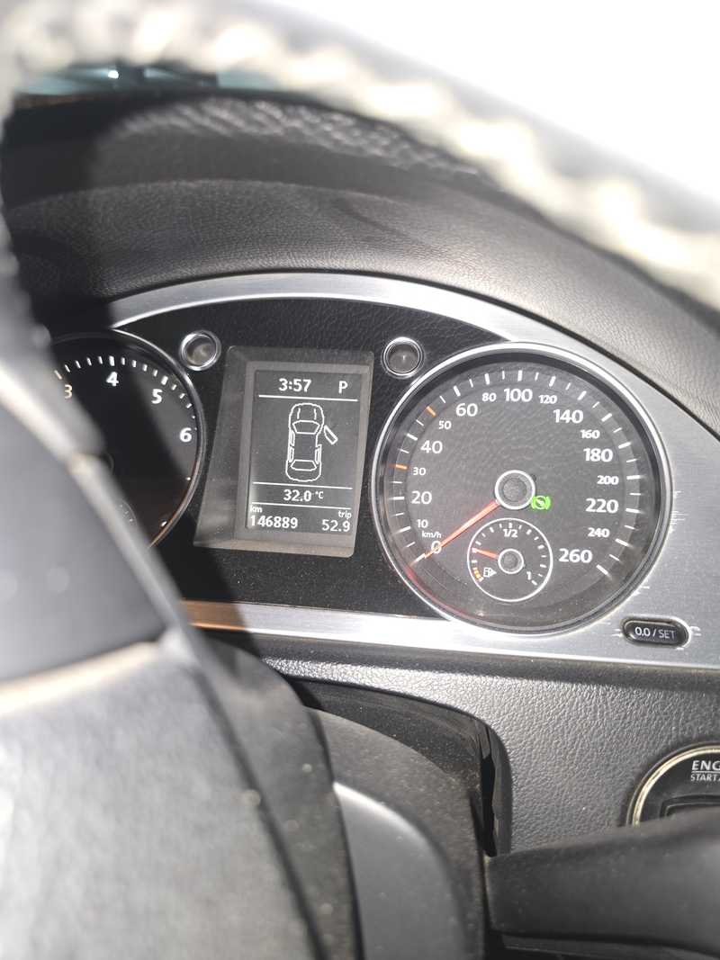2009 Volkswagen Passat 2,0L 2009 Cyprus