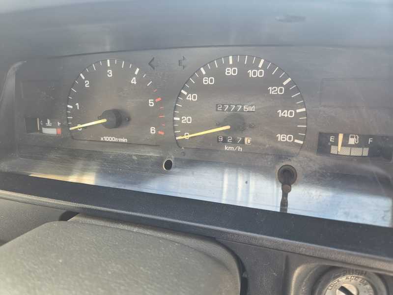 1994 Toyota Hilux 2,8L 1994 Cyprus
