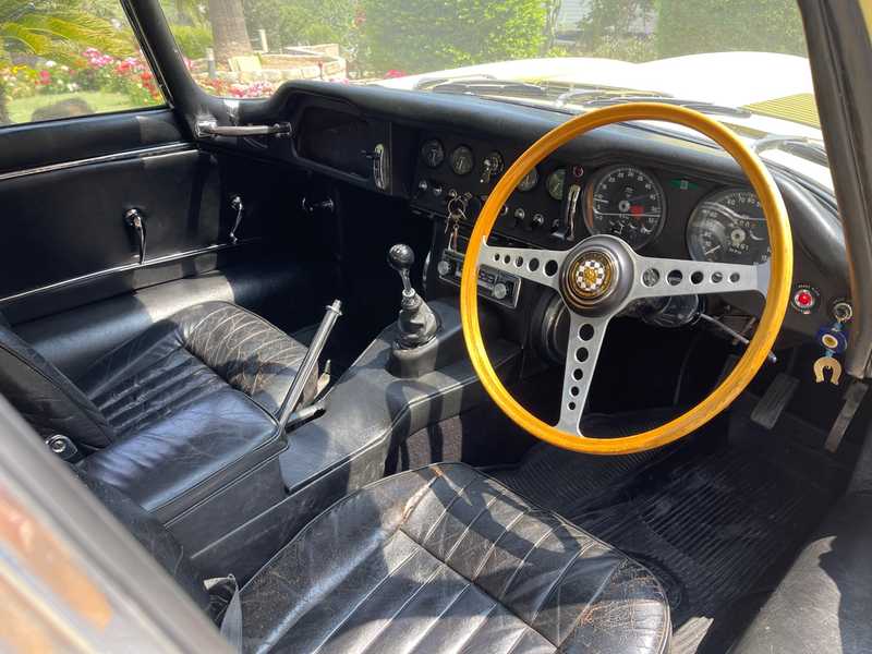 1965 Jaguar XK 4,2L 1965 Cyprus