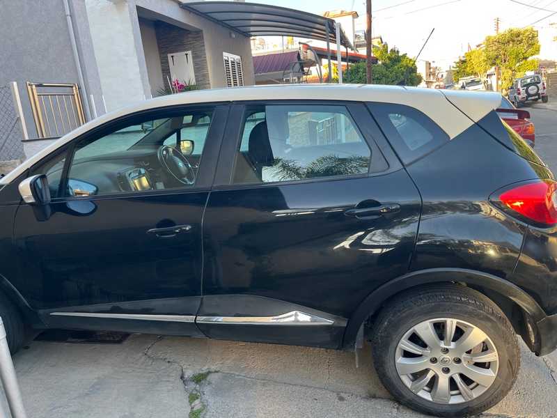 2014 Renault Captur 1,5L 2014 Cyprus