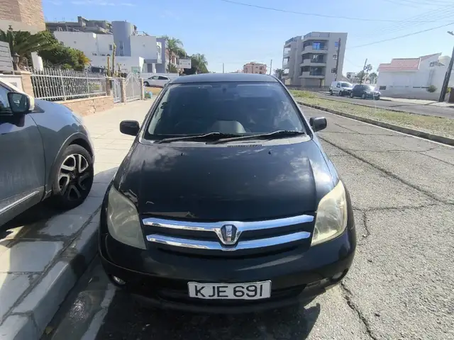 Toyota Ist