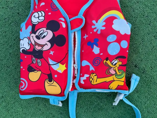 Bestway mickey mouse kids swim vest, Επαρχία Πάφου — Paphos - Άγιος Θεόδωρος