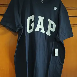 Brand new gap t-shirt original logo t-shirt navy blue classic men gift menswear, Larnaca — Aradippou - Apostolos Loukas