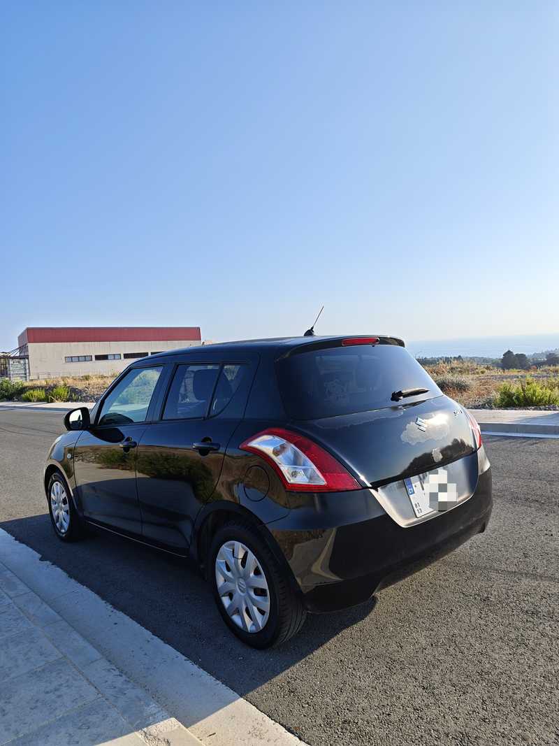 2013 Suzuki Swift 2,0L 2013 Cyprus