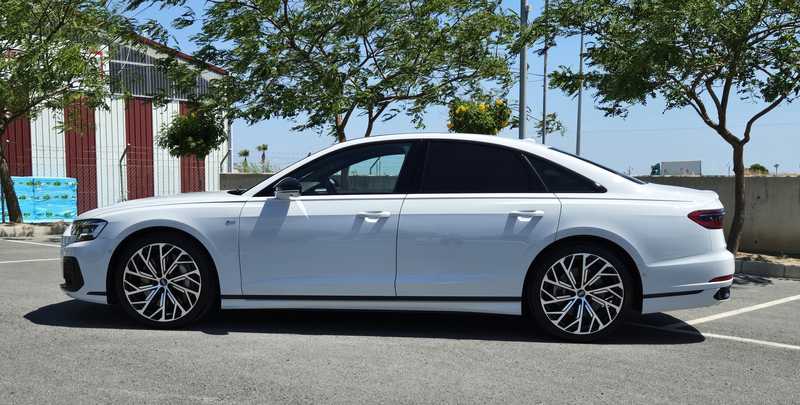 2022 Audi A8 4,0L 2022 Cyprus