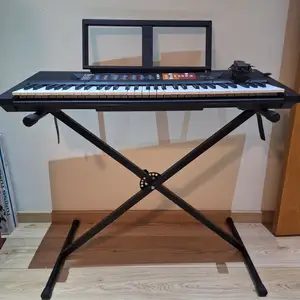 Yamaha psr-f51 keyboard with stand, Nicosia — Egkomi