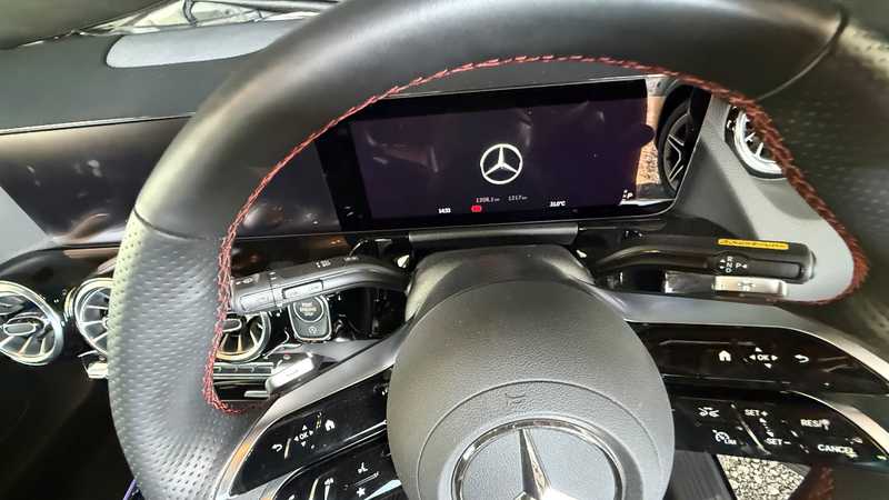 2025 Mercedes-Benz GLA-Class 2,0L 2025 Cyprus