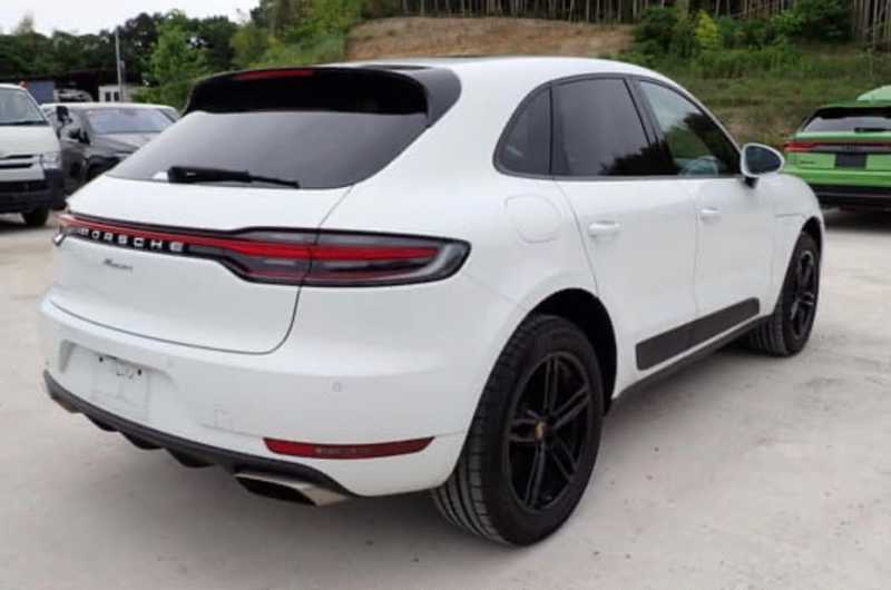 2022 Porsche Macan 2,0L 2022 Cyprus