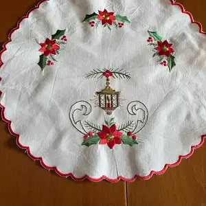 Christmas round embroidered tablecloth, Επαρχία Λευκωσίας — Στρόβολος - Άγιος Δημήτριος
