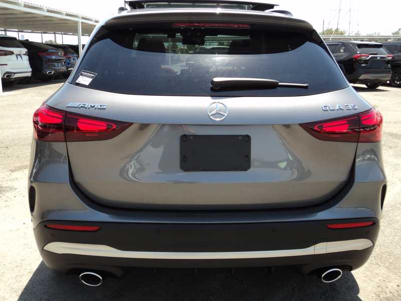 2025 Mercedes-Benz GLA 35 2,0L 2025 Cyprus