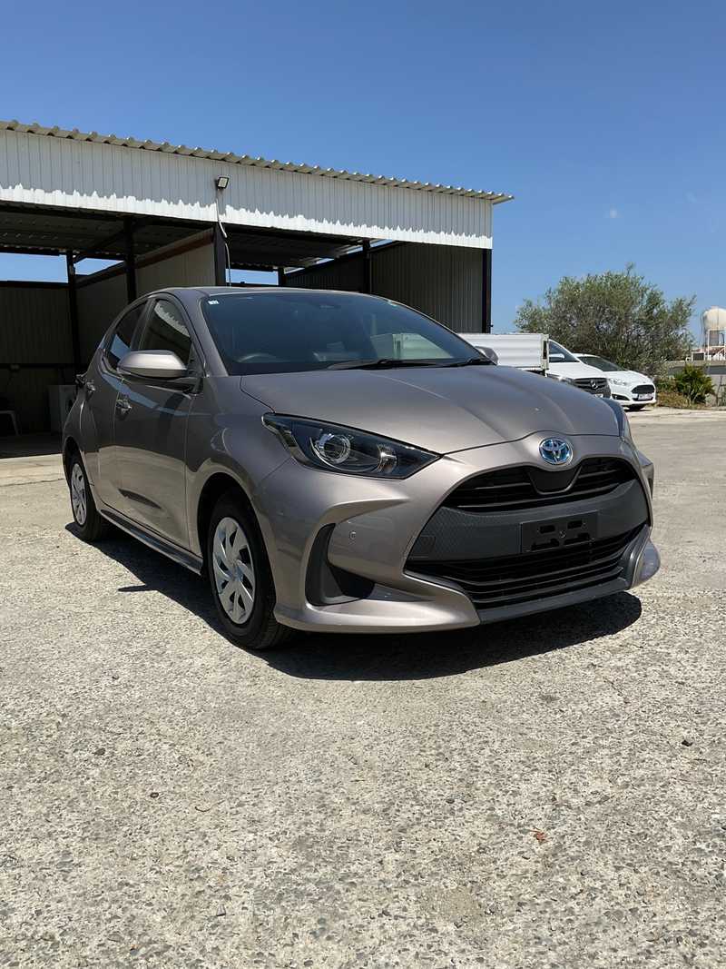 2022 Toyota Yaris 1,5L 2022 Cyprus