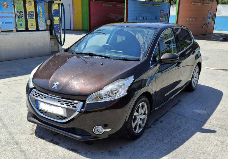 Peugeot 208 1,6L 2013