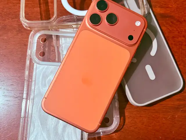 Iph 17 pro max 256gb brand new condition 10/10 with full box 4 cases still warny, Nicosia — Egkomi