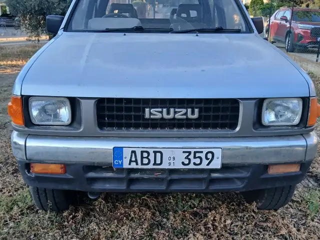 Isuzu D-MAX