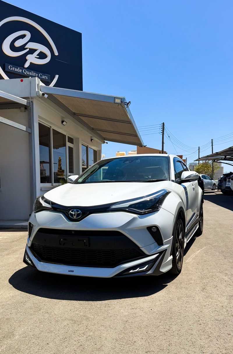 Toyota C-HR 1,8L 2023