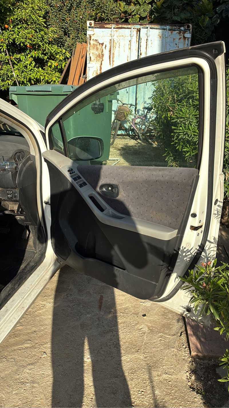 2010 Toyota Vitz 1,0L 2010 Cyprus