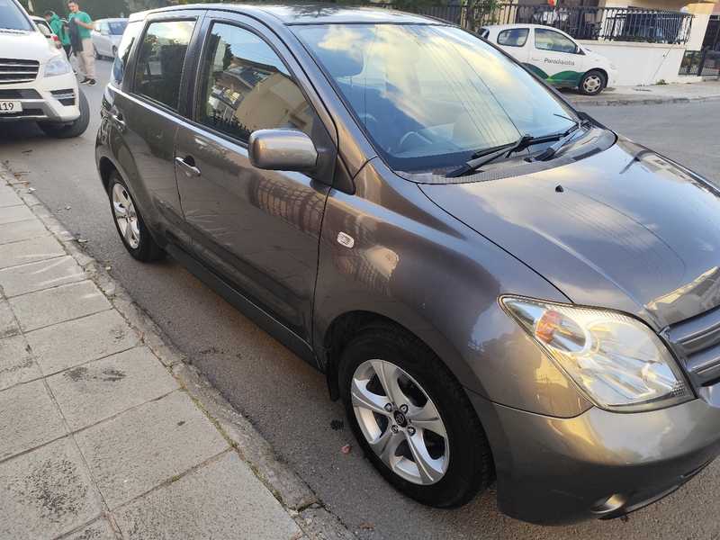 2004 Toyota Ist 1,3L 2004 Cyprus